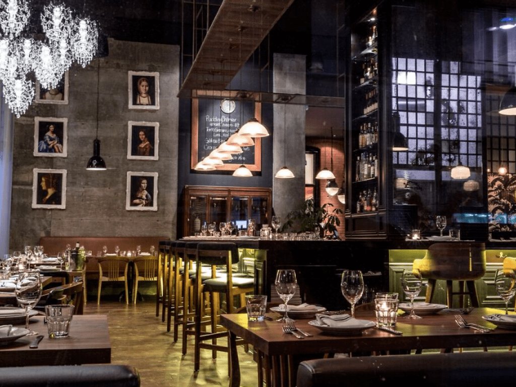 Top Italian Restaurants Offer Authentic Old Montreal Experience